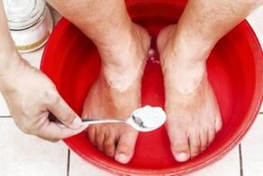 Baths that eliminate foot fungus. 